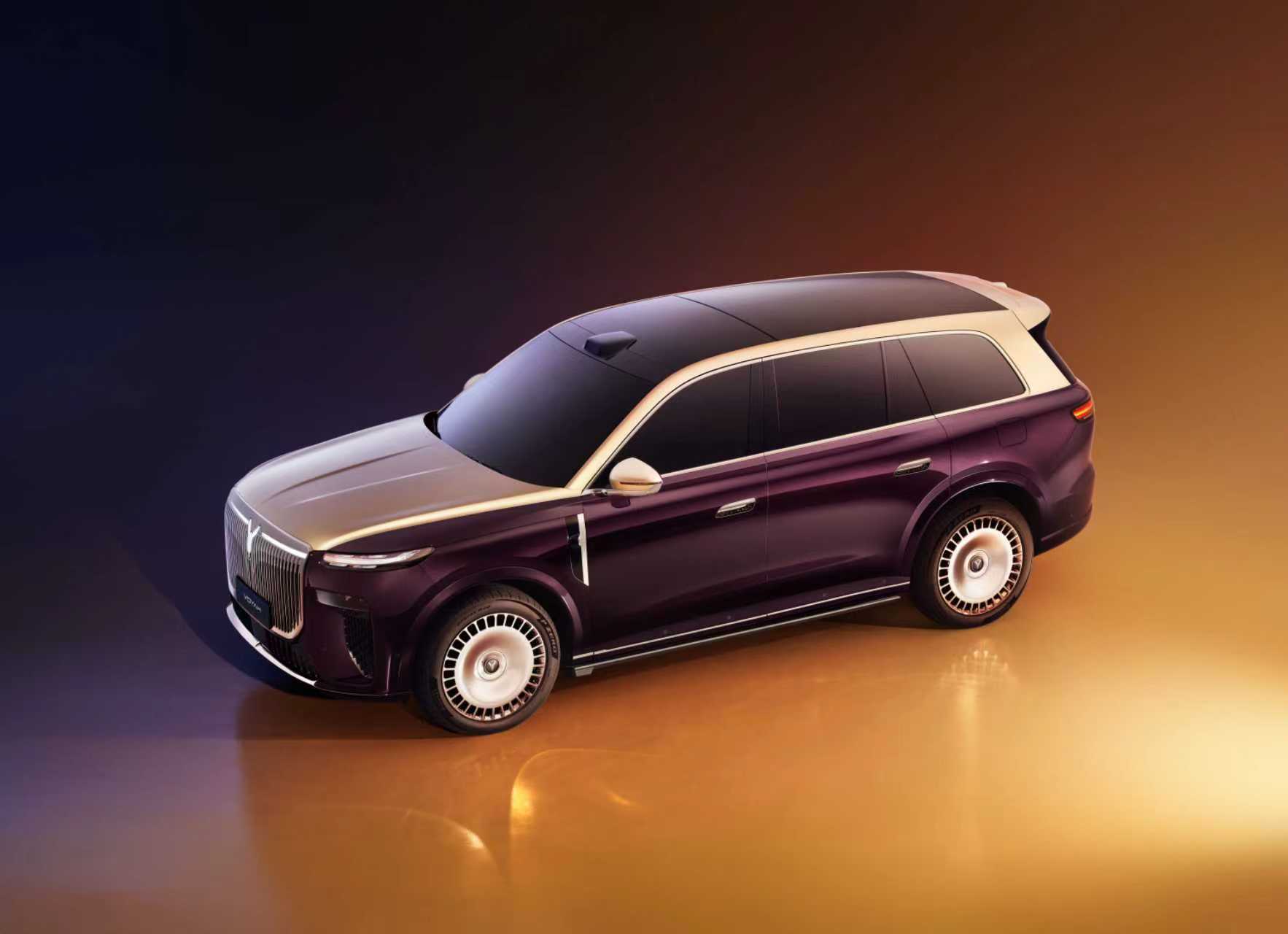 岚图泰山将于11月上市 自主品牌首款三腔空悬即将面世